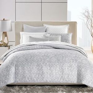 New wo pkg luxury Hudson Park Collection diffused Geometric Duvet Cover King